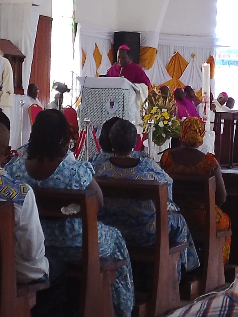 JUBILÉ D’OR SACERDOTAL DU RÉVÉREND PÈRE PIERRE ABLÉ DAGO